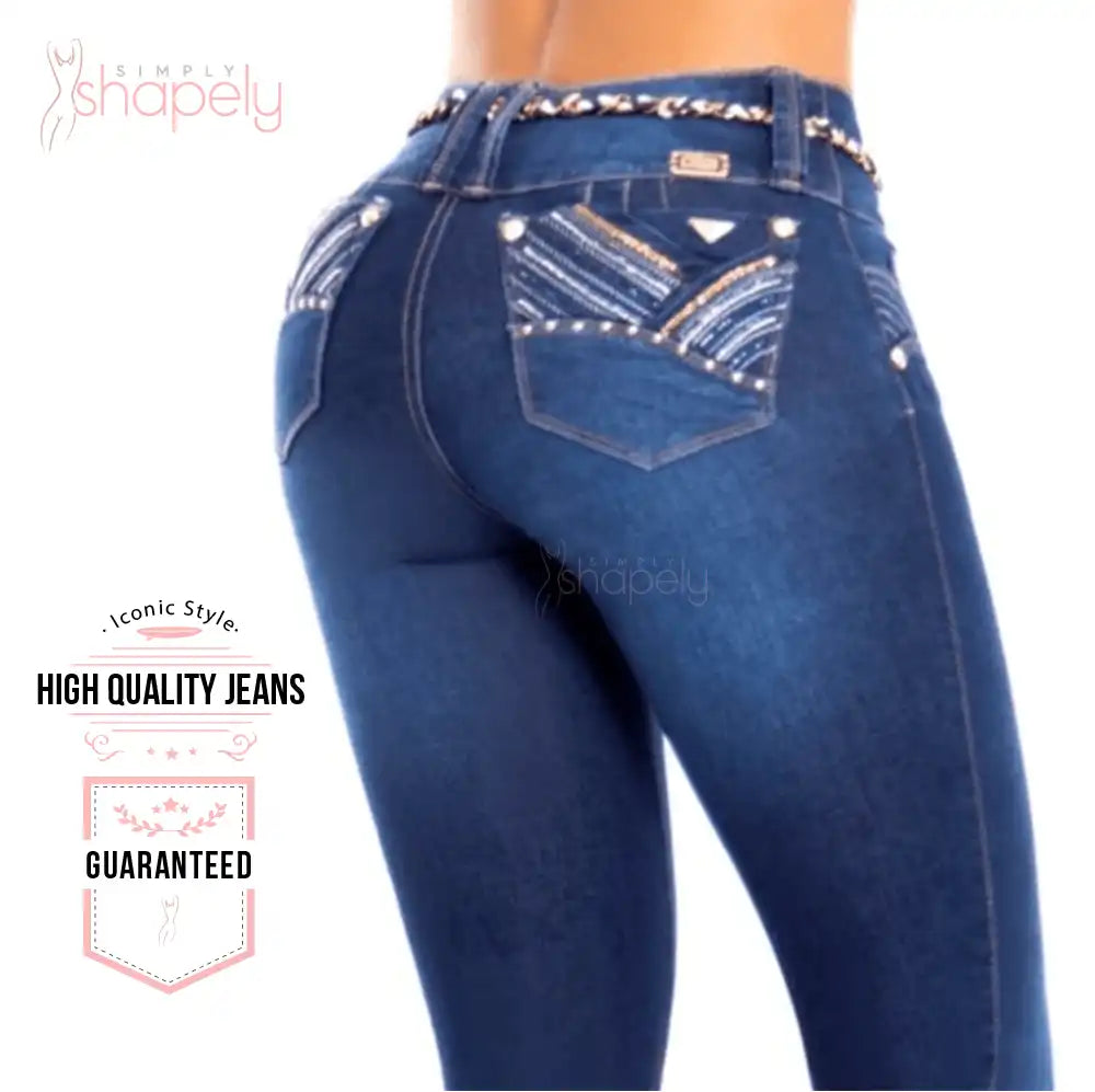 JEANS DE MODA LEVANTA COLA