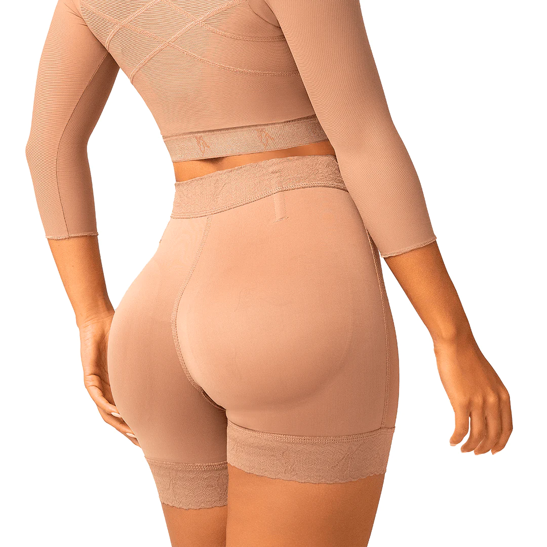 5038 Seamless Short