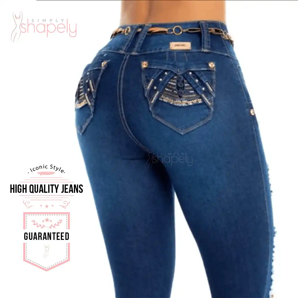 Jeans levanta cola