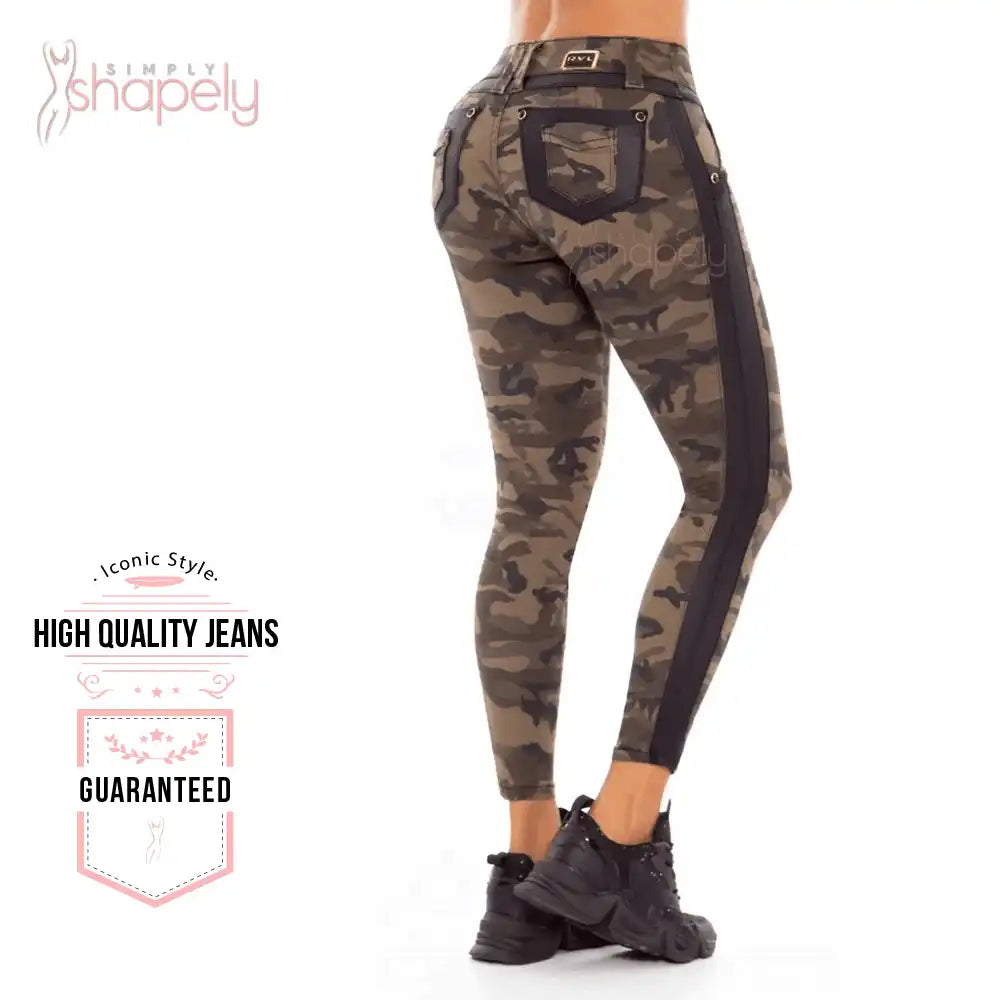 butt lift in camouflaged green color colombian jeans